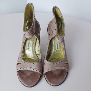 Tsubo leather heeled sandals.